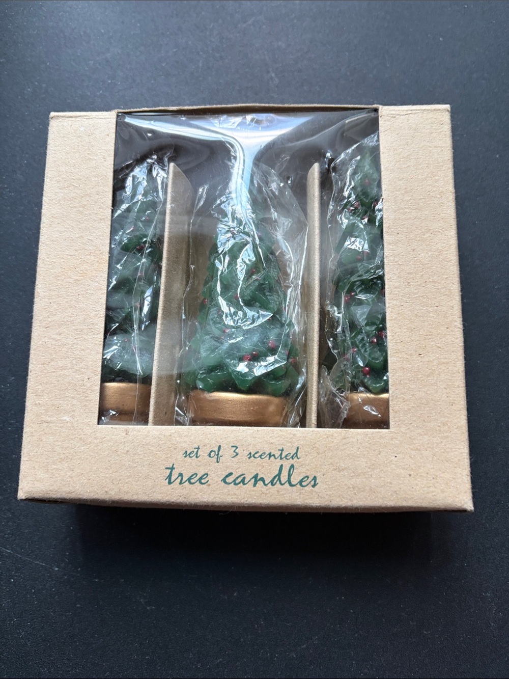 NIB Vintage Tag Holiday Collection Set of 3 Scented Tree Candles